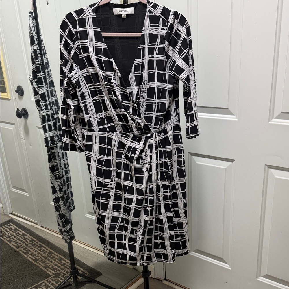 Jones Studio Black and White Plaid Faux Wrap Top